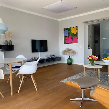 P2 - Am Apartment Orth